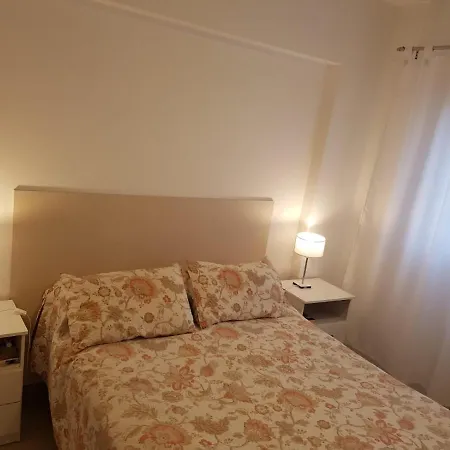 Departamento Puerto Madryn 5 Piso Centrico A 150 Mts Del Mar Con Cochera Exterior photo